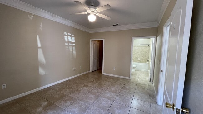 Building Photo - 17954 Villa Creek Dr
