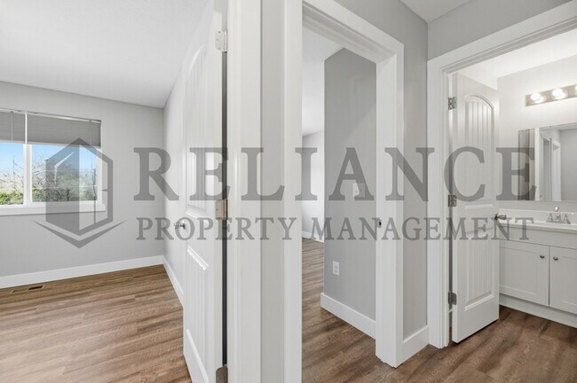 Building Photo - 4515 E 45th St N