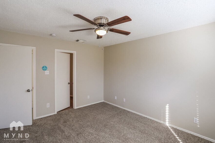 Building Photo - 3176 Prairie Creek Ct