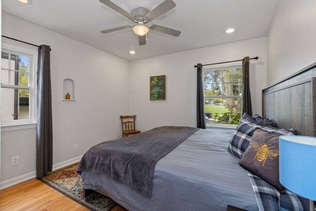 Building Photo - 1411 W Fort St