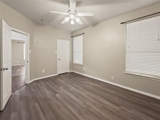 Building Photo - 707 Dickerson Ln