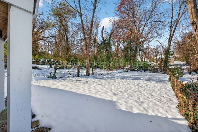 Building Photo - 5637 Hodiamont Ave