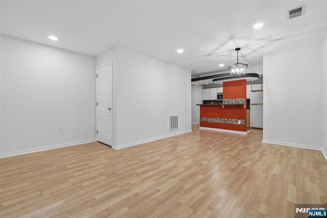Building Photo - 2148 Jordan