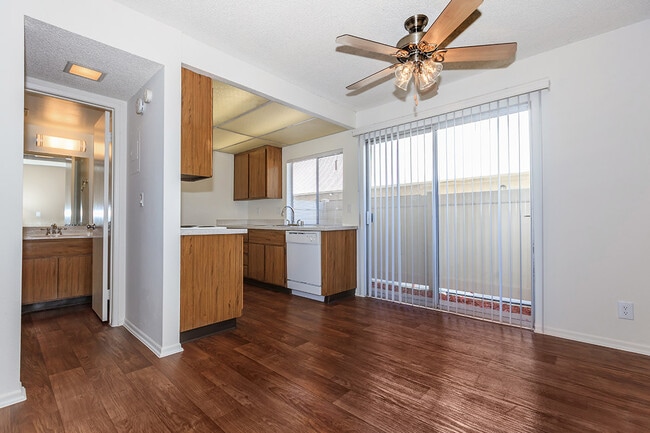 Building Photo - Ridgewood Village Apartment Homes