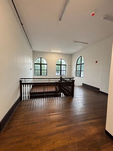 Building Photo - 439 Pine St