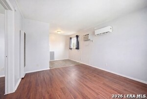 Building Photo - 6641 San Pedro Ave