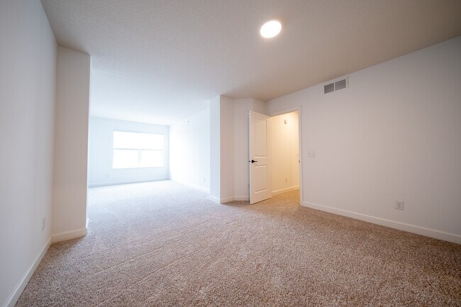 Building Photo - 21618 Orchid Path