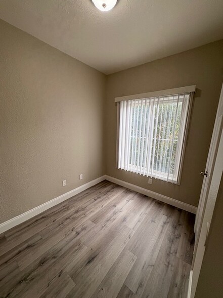 Building Photo - 1757 26th Ave