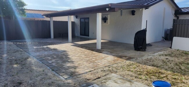 Building Photo - 13573 SW 39th Ln