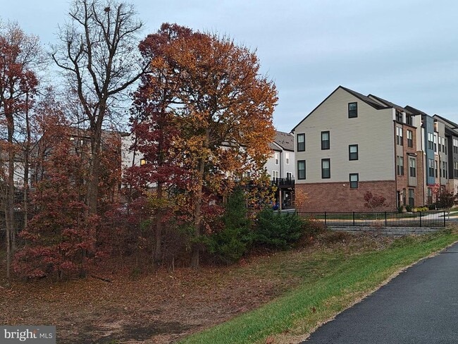 Building Photo - 2393 Liberty Lp