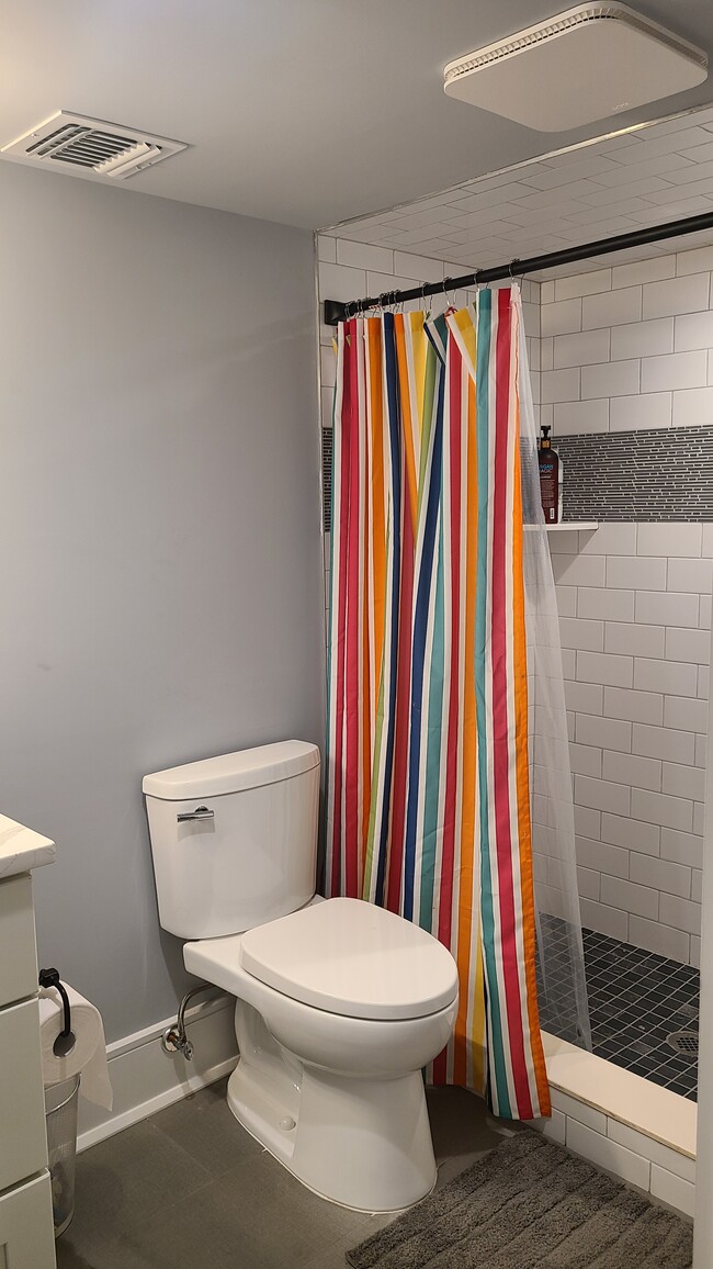 Building Photo - 25 Wilmer St