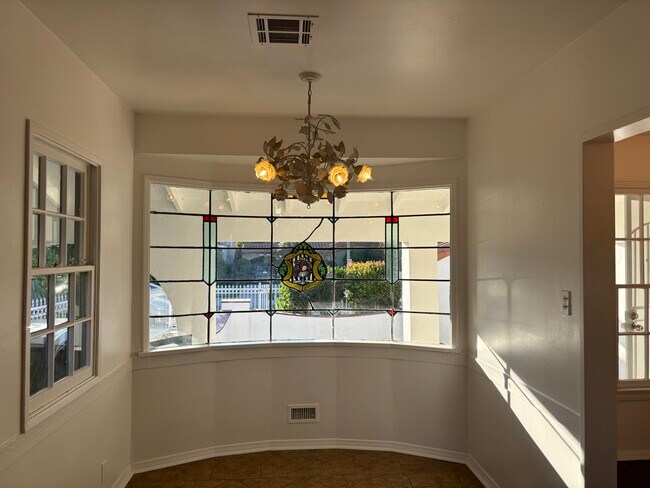 Kitchen - 1916 S Holt Ave