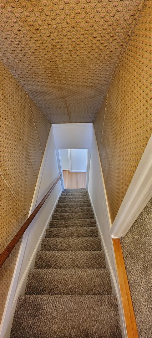 Building Photo - AVAILABLE  - 4 Bed 1 Bath on London Road