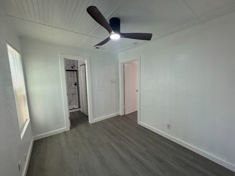 Building Photo - 2902 Sweeney Ln