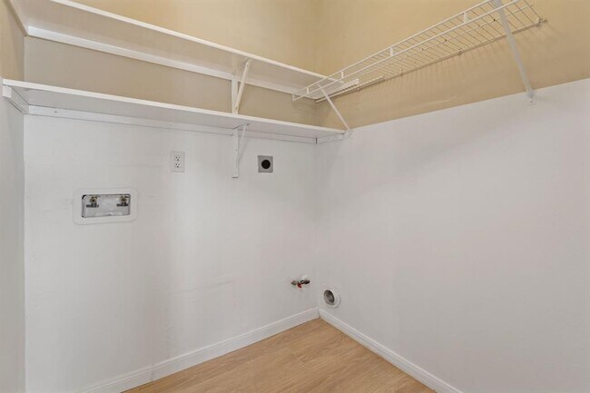 Building Photo - 16138 Cypress Trace Dr