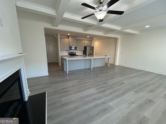 Building Photo - 7741 Squire Ct