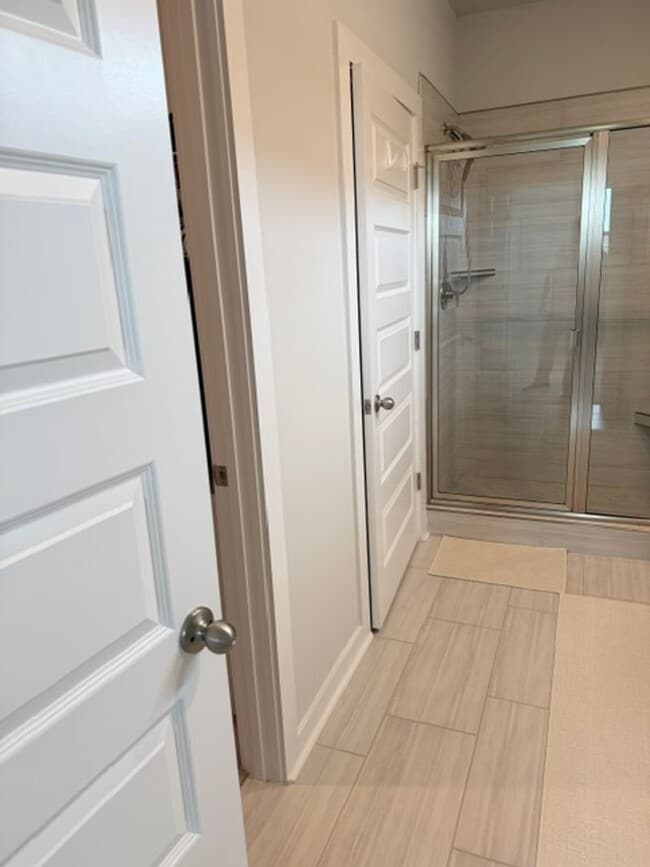 Building Photo - For Lease!! Available in June.  Experience comfortable, low-maintenance living in one of Gallatin...