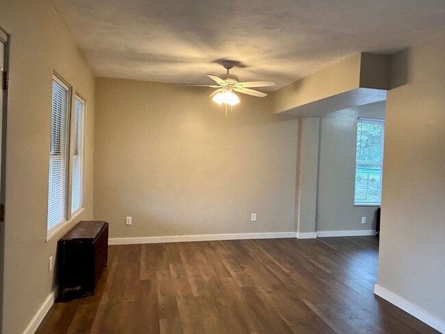 Building Photo - Beautiful Home for Rent