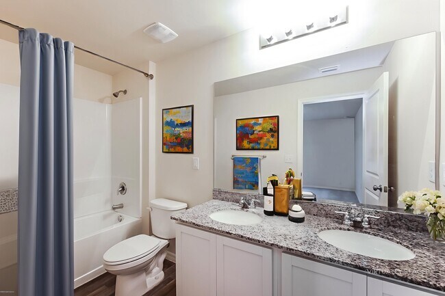 Building Photo - 1109 SW 2nd St