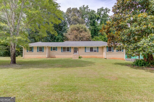 Building Photo - 135 Bruce Ln