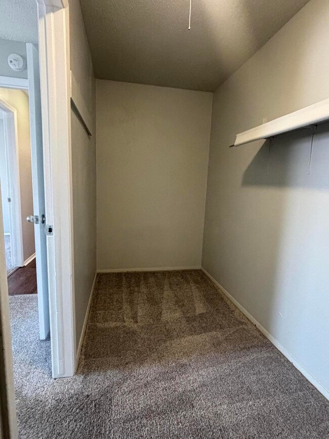 Building Photo - 157 Canfield St