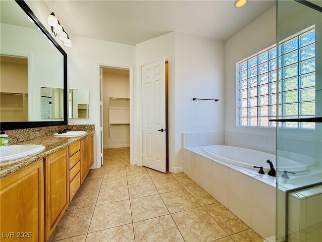 Building Photo - 7404 Eggshell Dr