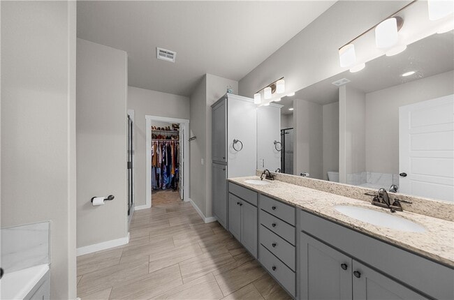 Building Photo - 396 N Torc Ln