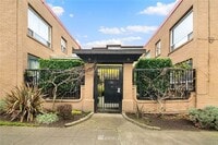 Building Photo - 120 14th Ave