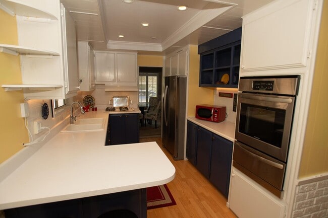 Building Photo - 2 Bedrooms | 2 Bathrooms | Resort-Inspired Community