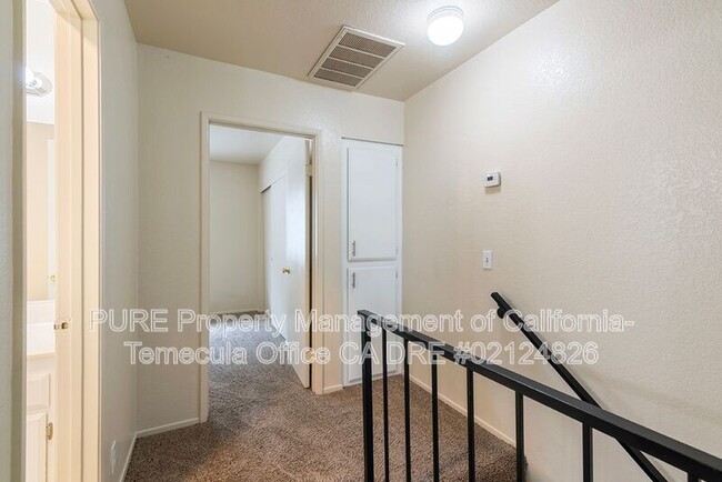 Building Photo - 28940 Calle Del Lago