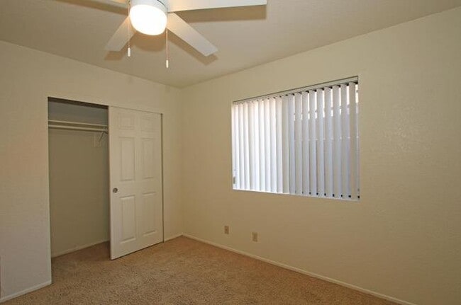 Building Photo - 78615 Bottlebrush Dr