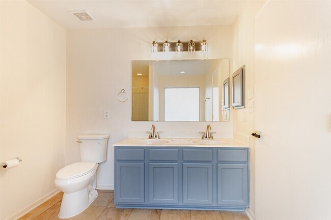 Building Photo - 2830 Katy Briar Ln