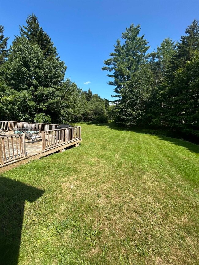 Building Photo - 1595 Healdville Rd