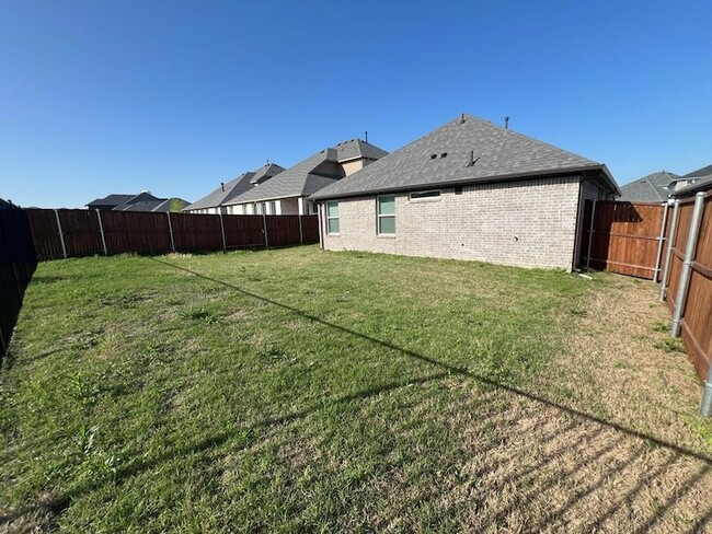 Building Photo - 609 Tartane Dr