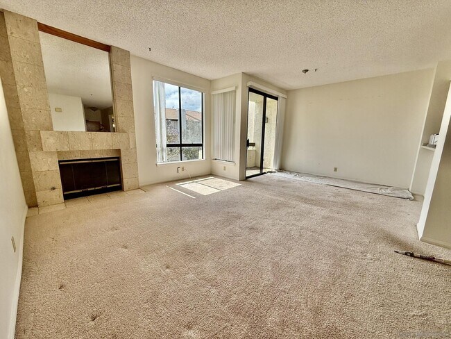 Building Photo - 5875 Friars Rd