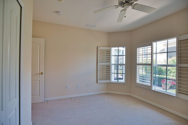 Building Photo - Annual Unfurnished Villa, 2 Bedrooms, 2 Ba...