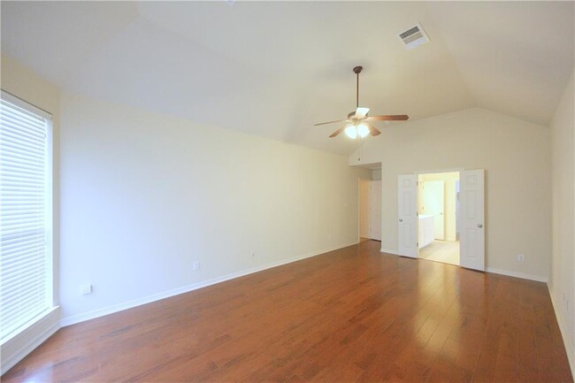 Building Photo - 4208 Park Vista Trail