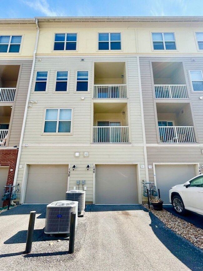 Building Photo - 140 Copley Cir