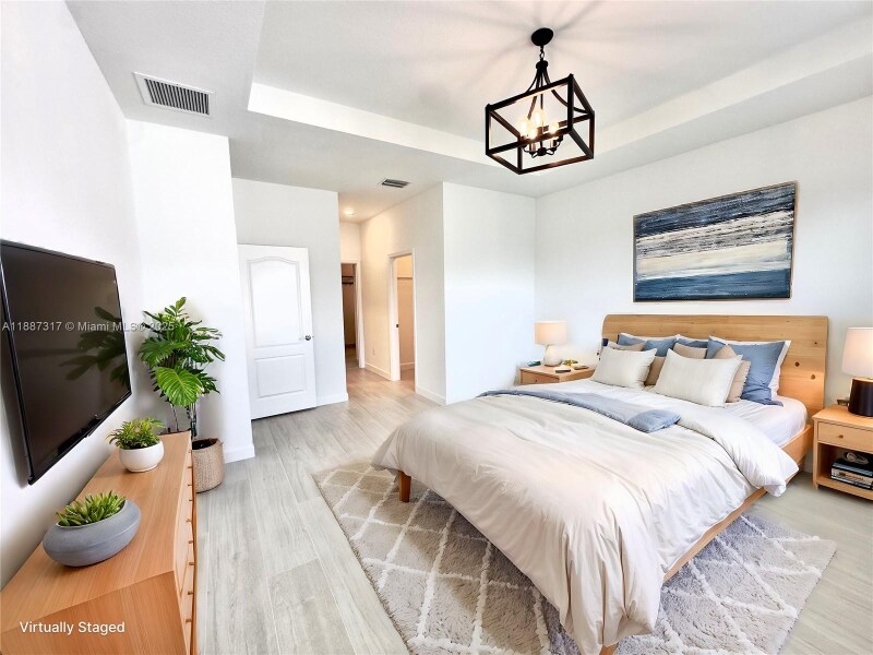 Building Photo - 7879 NW Greenbank Cir