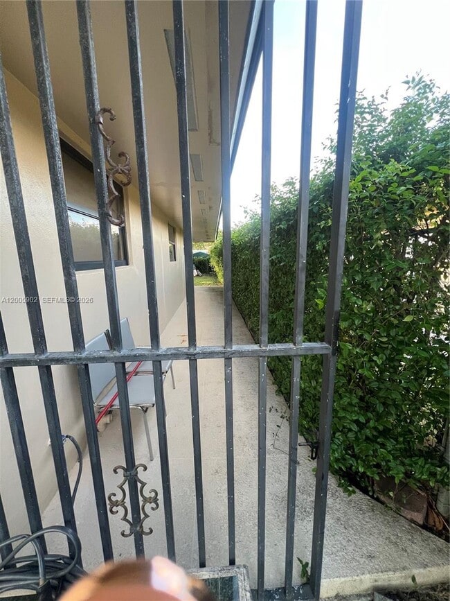 Building Photo - 9945 SW 164th Terrace