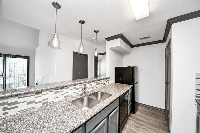Building Photo - 14550 Fonmeadow Dr