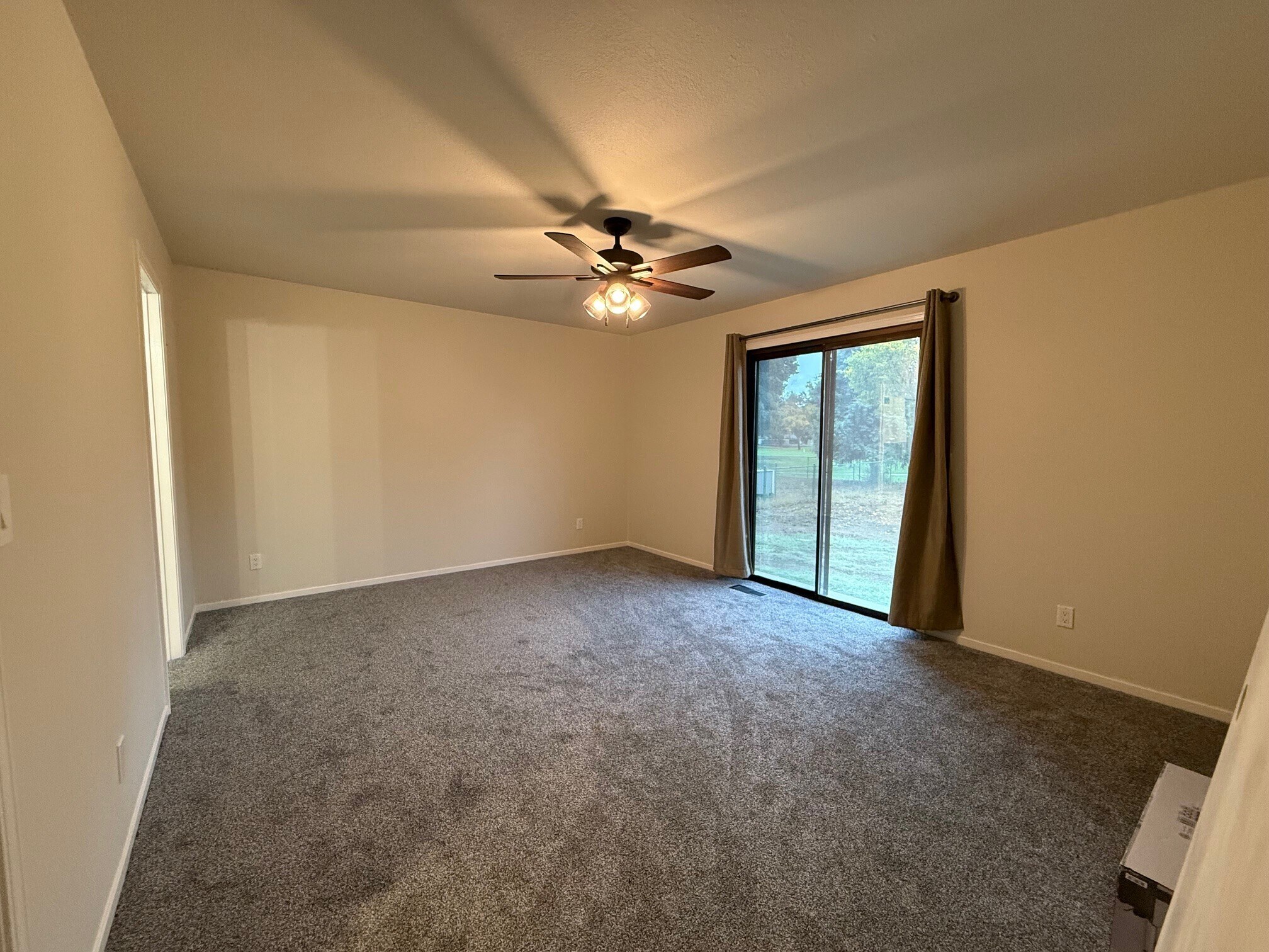 Building Photo - 19297 Mountain Meadow N