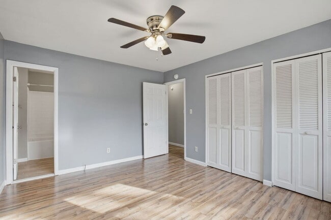 Building Photo - 21580 Columbia St