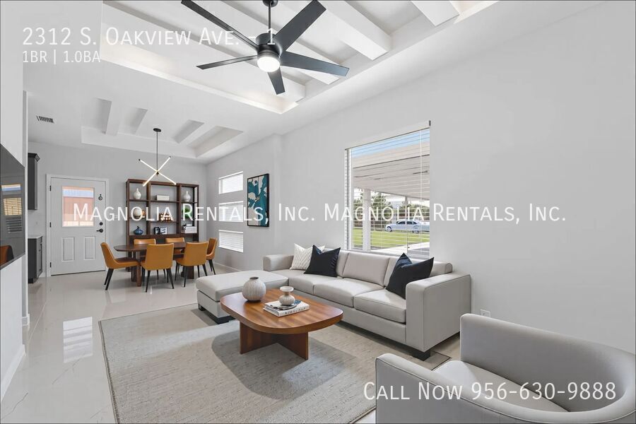 Building Photo - 2312 S Oakview Dr