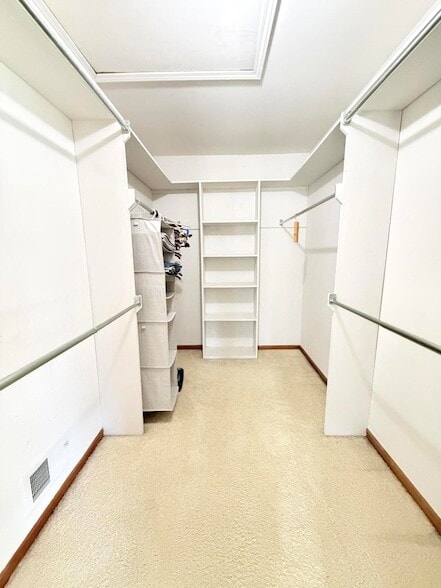 Building Photo - 43532 Scenic Ln