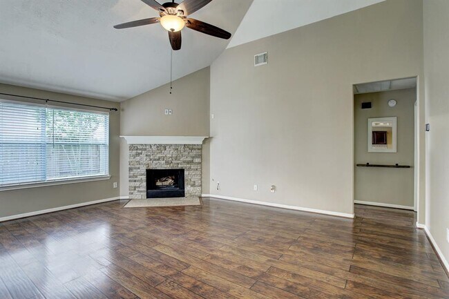 Building Photo - 24419 Travis House Ln