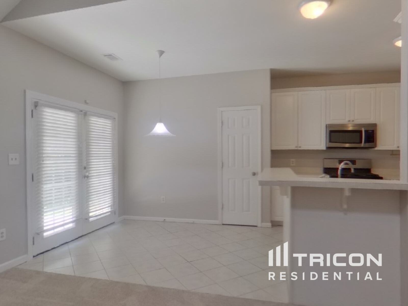 Building Photo - 325 Wisteria Blvd