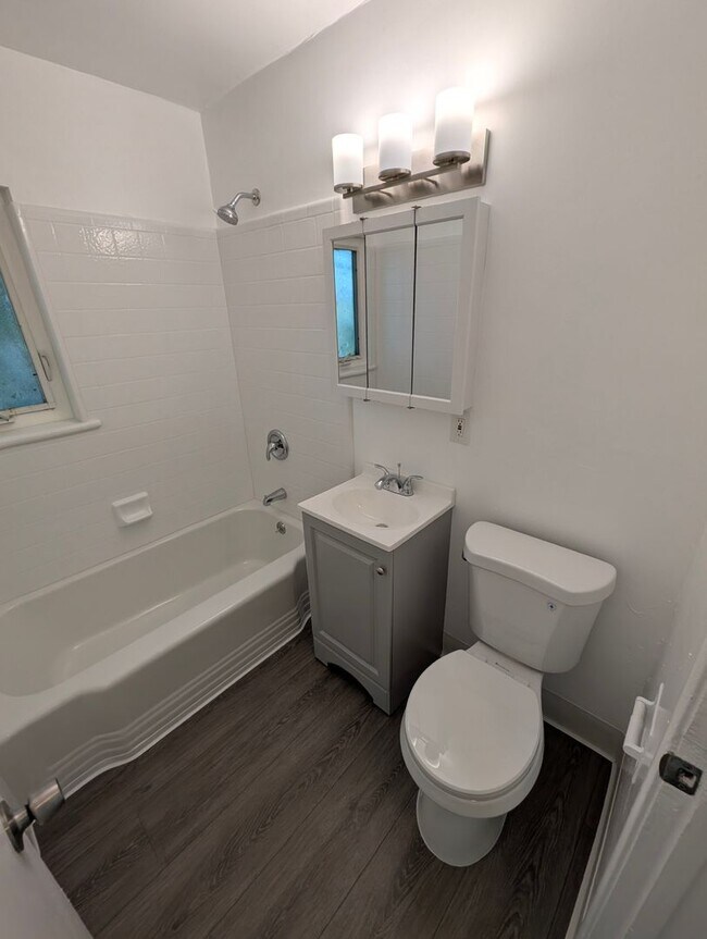 Building Photo - 1743-1749 21st Ave