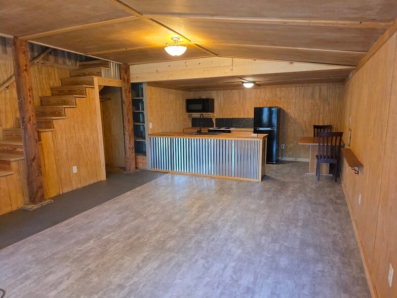 Building Photo - 9532 Middlebrook Pike