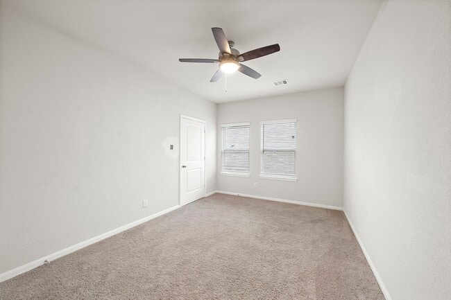 Building Photo - 2603 Hoffman Ln